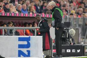 FCBB04_20220930_1825