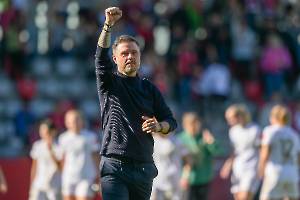 221015 FC Bayern München - 1. FC Köln