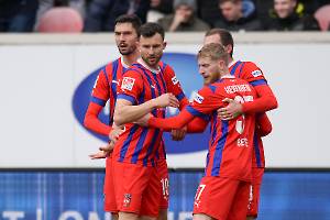 FCHFCN_20230219_0564