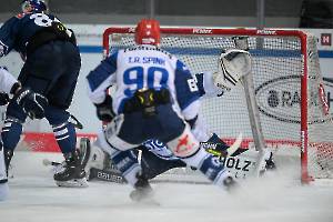 240215 EHC Red Bull München - Schwenninger Wild Wings