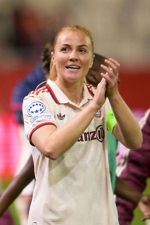 FCBFAWFC_20241009_2847