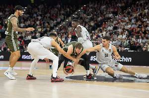 241017 FC Bayern München - Paris Basketball