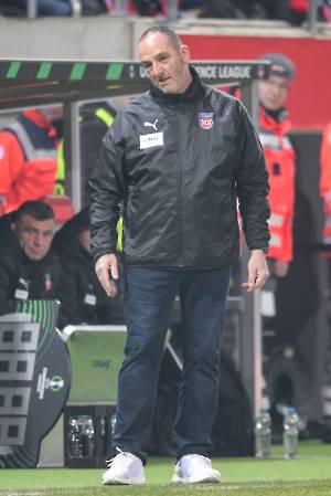 FCHFCK_20250220_0264