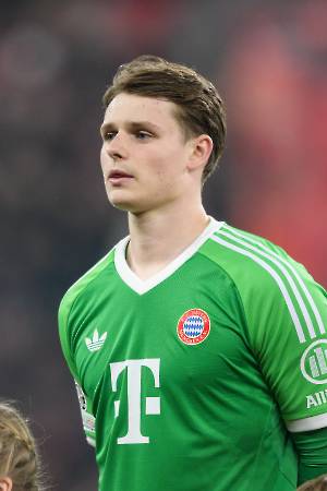 B04FCB_20250311_1085