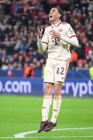 B04FCB_20250311_3542