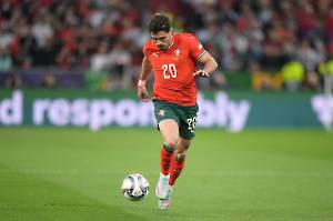 PORESP_20250608_0296