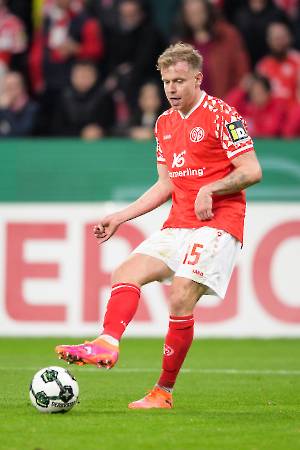 M05VfB_20251029_2001